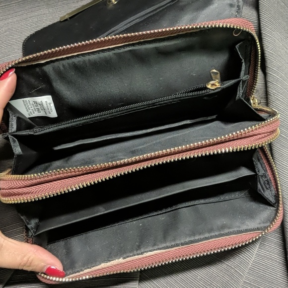 Wallet - Picture 2 of 2